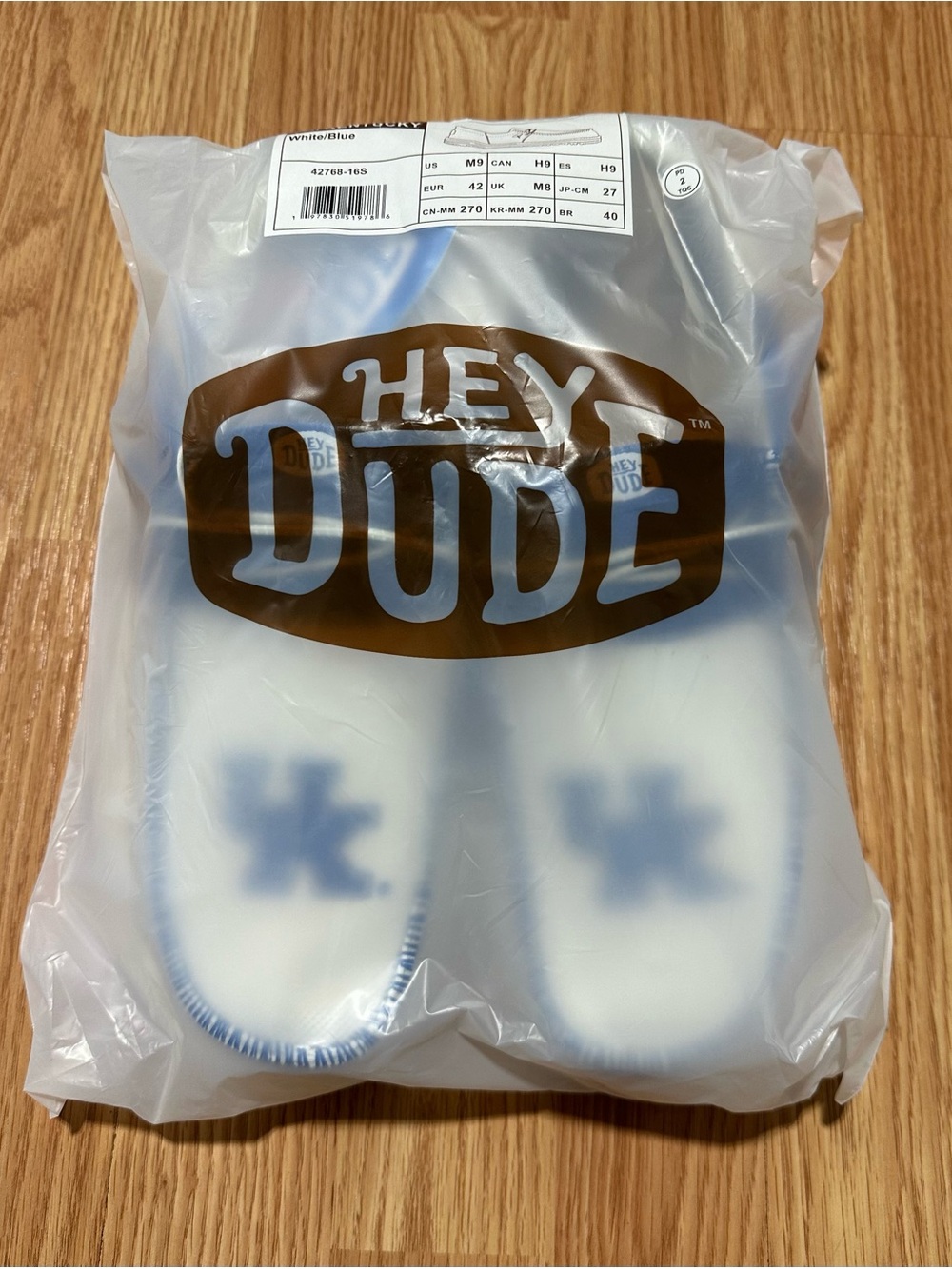 HEYDUDE Wally Tri Kentucky Shoes